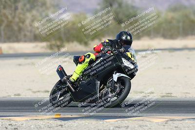 media/Oct-30-2025-Racers Edge (Thu) [[dabbdaf680]]/3-B Group/Session 5 (Turn 6)/